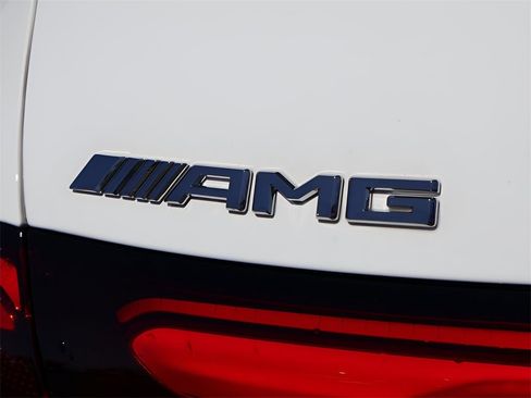 New 2025 Mercedes-Benz GLC 43 AMG GLC 43 AMG image 9