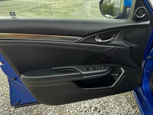 Used 2017 Honda Civic EX-L image 15