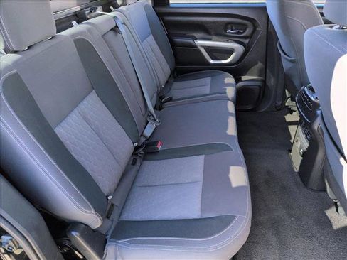 Used 2021 Nissan Titan SV w/ SV Convenience Package image 20