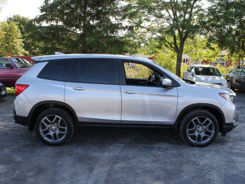 Used 2023 Honda Passport EX-L image 4