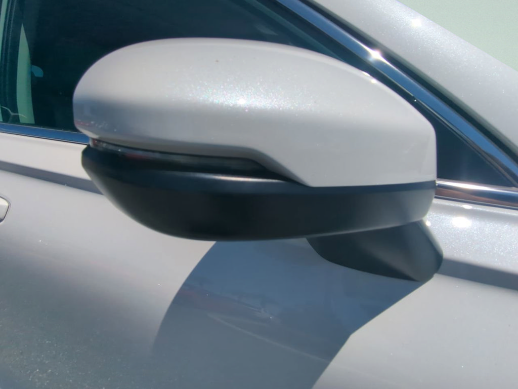 Used 2025 Honda CR-V EX image 28