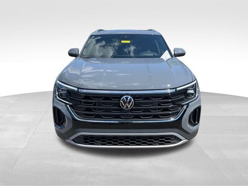 New 2026 Volkswagen Atlas Cross Sport SEL AWD/4WD image 3
