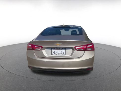 Used 2024 Chevrolet Malibu LT image 12