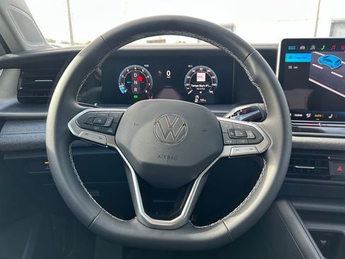 New 2026 Volkswagen Tiguan S FWD image 20