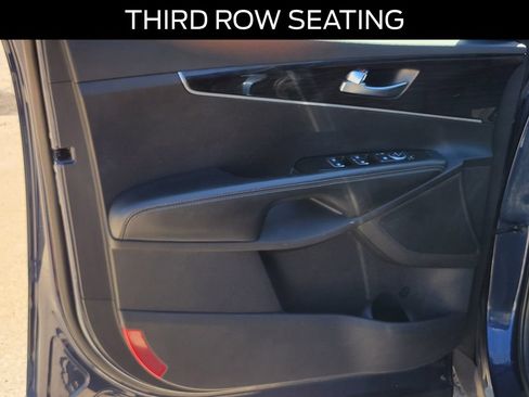 Used 2019 Kia Sorento AWD w/ LX Convenience Package image 20