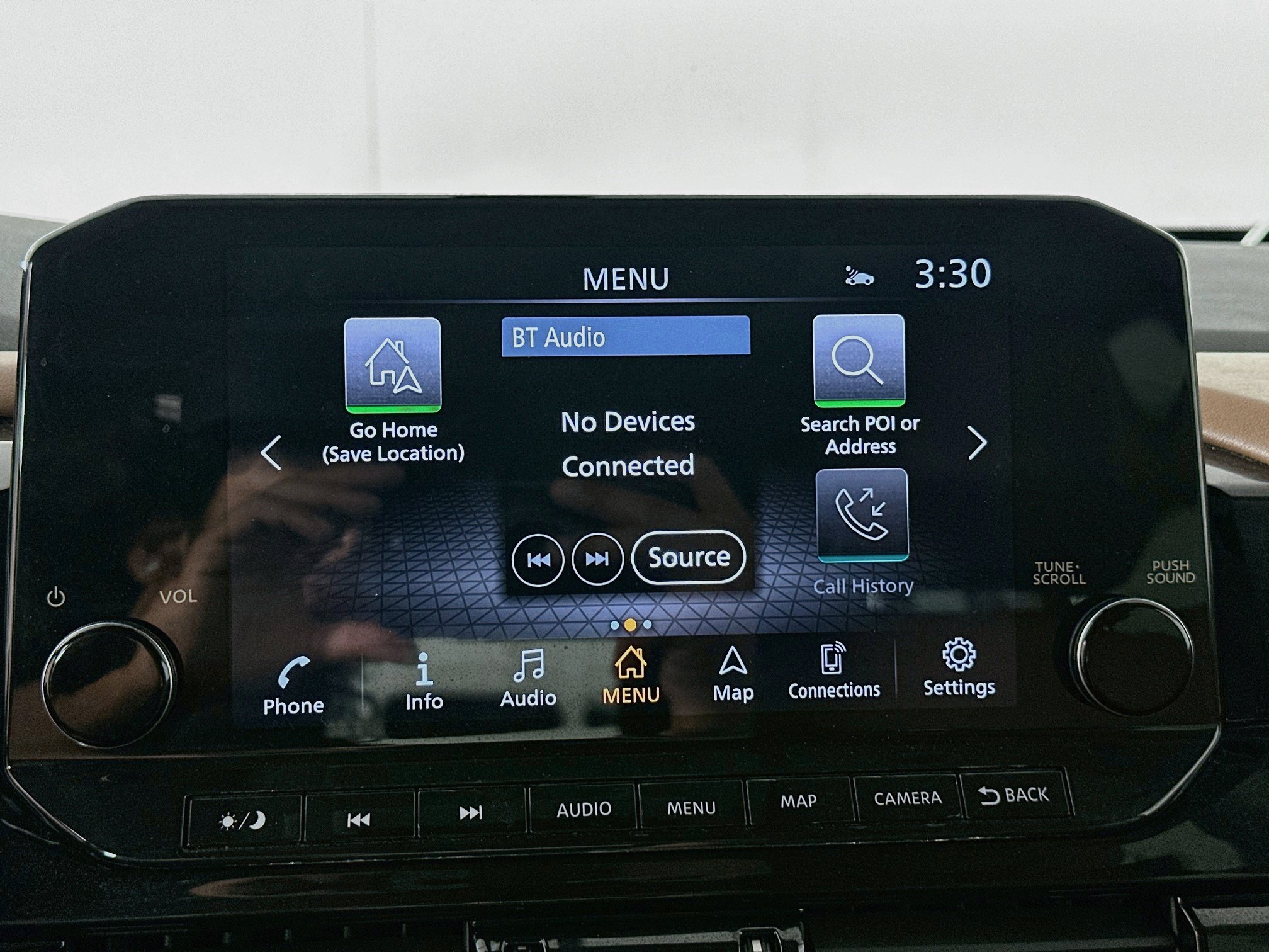 Used 2023 Nissan Pathfinder Platinum w/ Cargo Package FWD image 21
