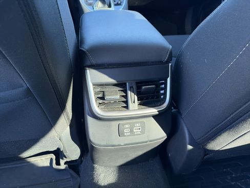 Used 2023 Subaru Legacy Premium image 13