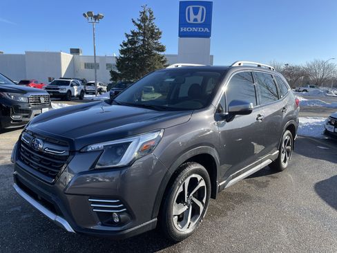 Used 2022 Subaru Forester Touring w/ Popular Package #3 image 1