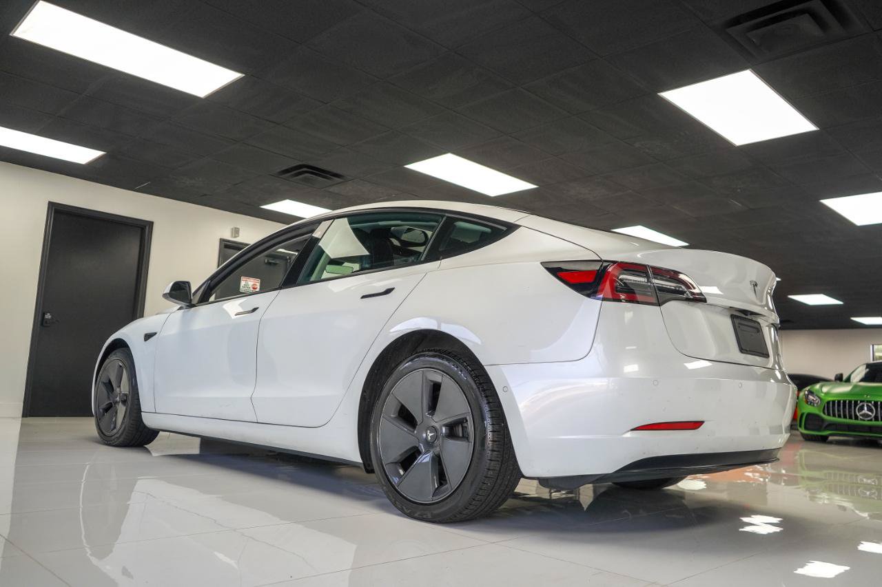 Used 2022 Tesla Model 3 Long Range AWD/4WD image 4