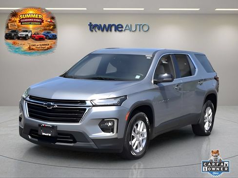 Used 2023 Chevrolet Traverse LS AWD/4WD image 1