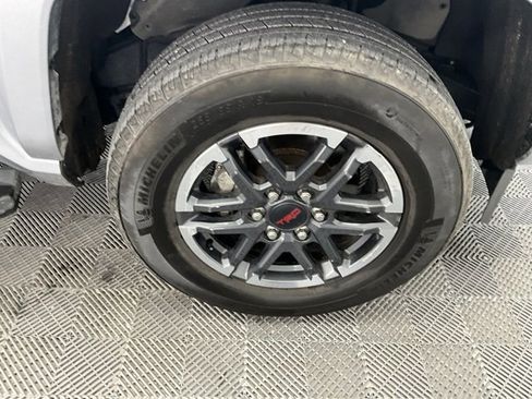 Used 2024 Toyota Tacoma TRD Sport image 28