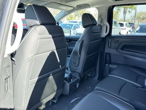 New 2026 Honda Odyssey Elite image 14