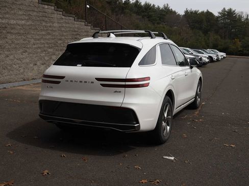 New 2026 Genesis GV70 2.5T image 3