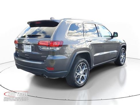 Used 2020 Jeep Grand Cherokee Limited AWD/4WD image 4