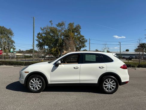 Used 2012 Porsche Cayenne Sport Utility 4D image 5