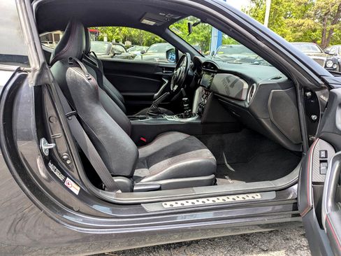 Used 2017 Subaru BRZ Limited w/ Performance Package image 34