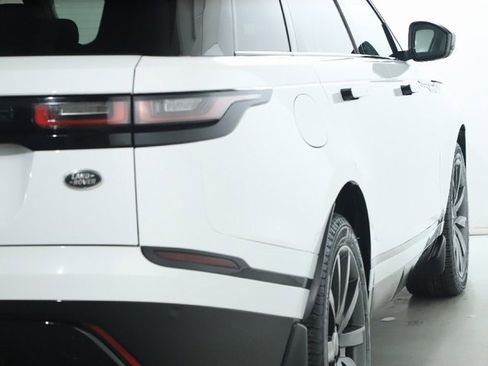 Used 2020 Land Rover Range Rover Velar R-Dynamic S image 8