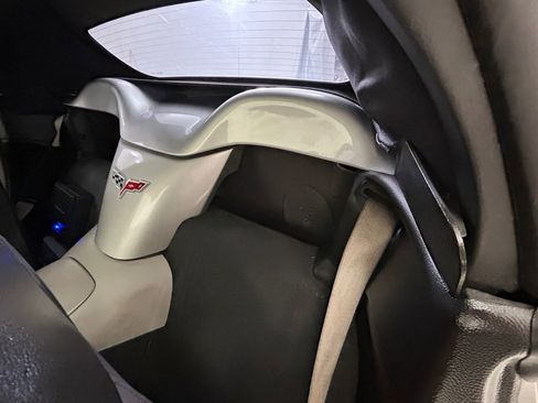 Used 2007 Chevrolet Corvette Convertible w/ Preferred Equipment Group image 19