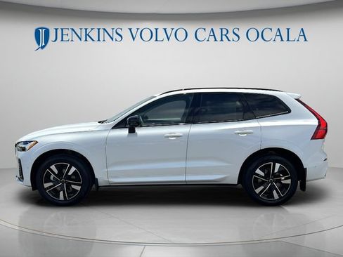 New 2026 Volvo XC60 B5 Plus AWD/4WD image 6