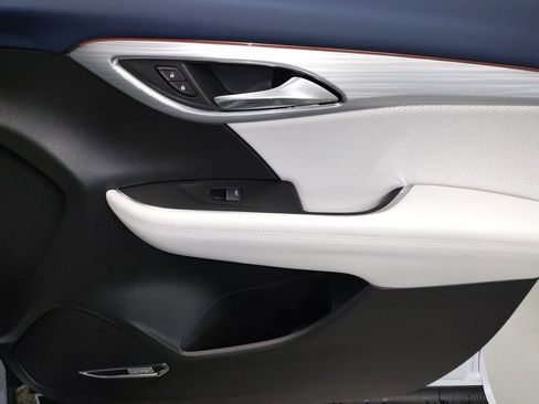 New 2026 Buick Envision Avenir image 10