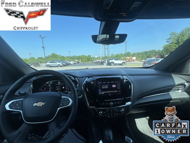 Used 2023 Chevrolet Traverse Premier FWD image 10