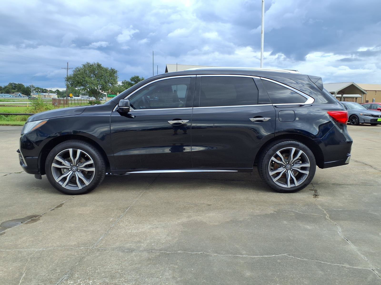 Used 2019 Acura MDX w/ Advance Package AWD/4WD image 9