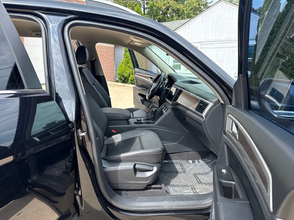 Used 2019 Volkswagen Atlas SE w/ Towing Package AWD/4WD image 11