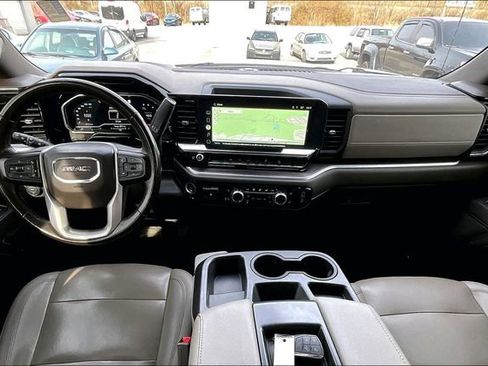 Used 2022 GMC Sierra 1500 SLT w/ X31 Off-Road Package image 15