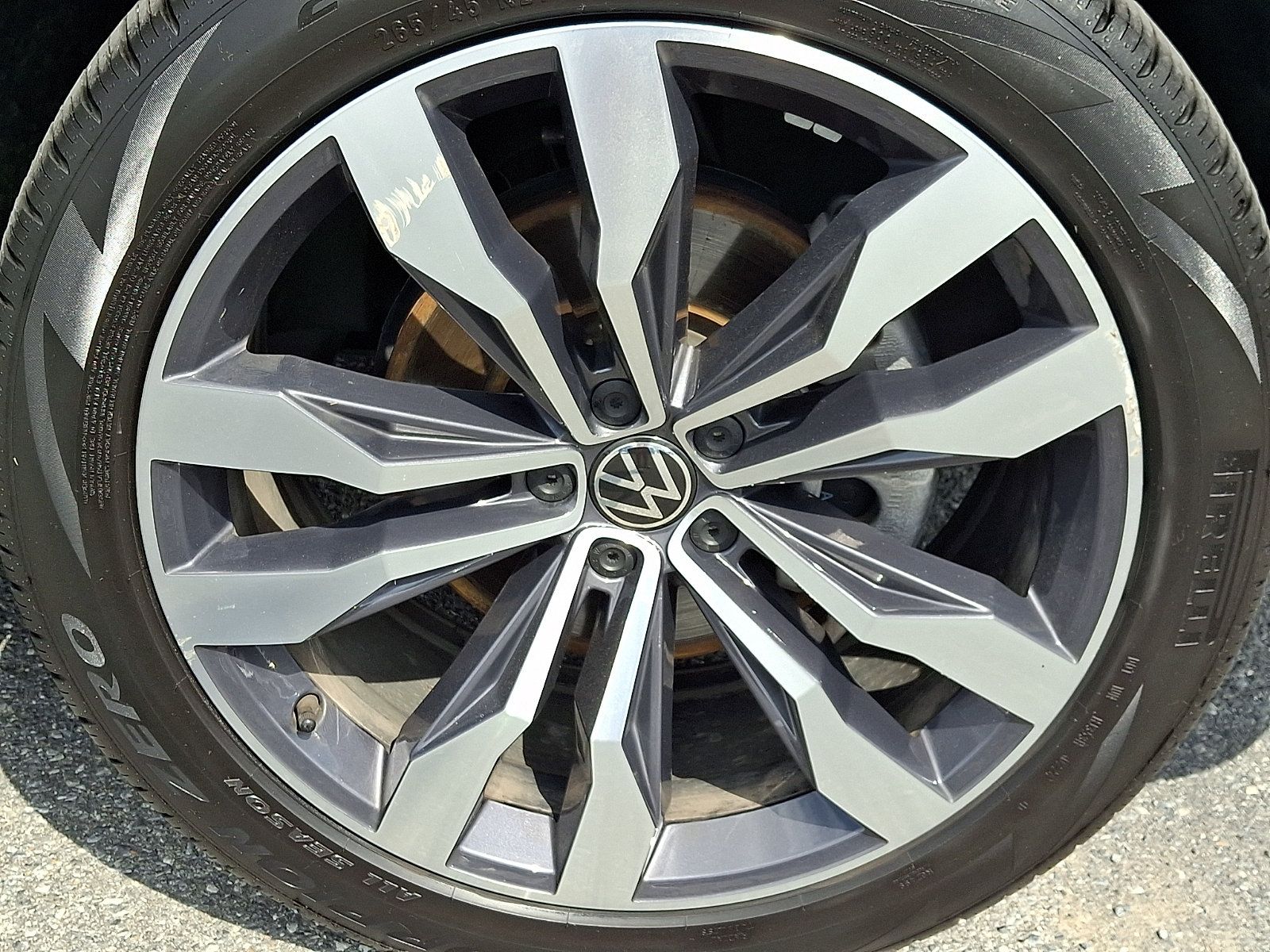 Used 2021 Volkswagen Atlas Cross Sport SEL Premium R-Line AWD/4WD image 8