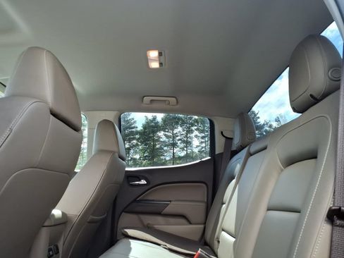Used 2015 GMC Canyon SLT AWD/4WD image 10