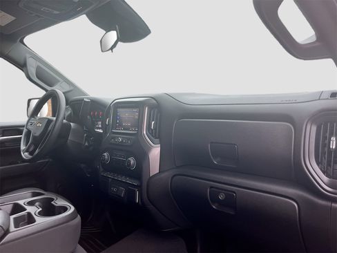 Used 2024 Chevrolet Silverado 1500 Custom image 27