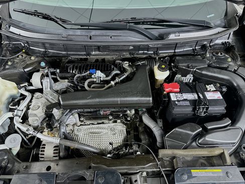 Used 2019 Nissan Rogue S FWD image 30