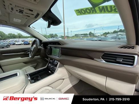 Certified 2023 GMC Yukon XL Denali w/ Denali Reserve Package AWD/4WD image 33