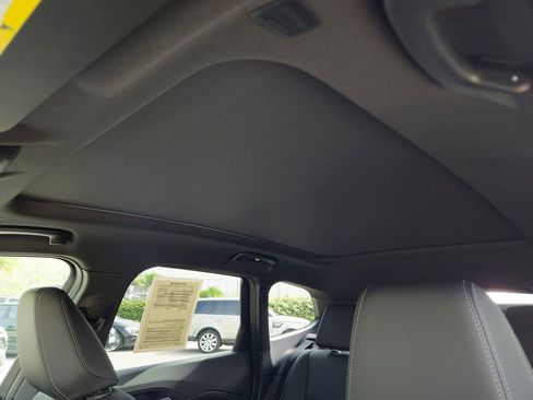 Used 2025 BMW X1 xDrive28i w/ Convenience Package image 15