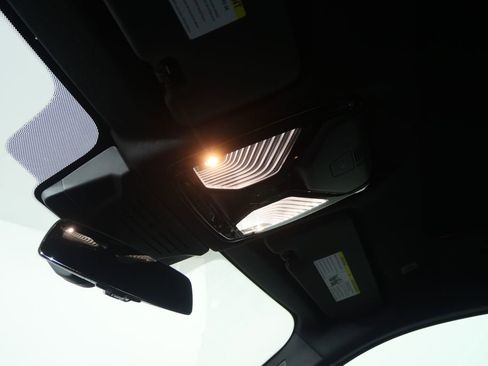 New 2026 BMW X6 xDrive40i image 16