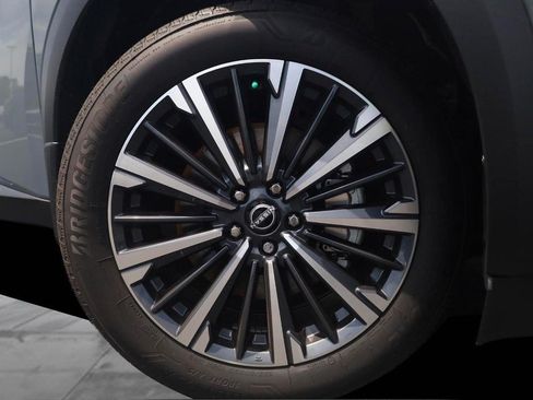 New 2026 Nissan Pathfinder Platinum AWD/4WD image 3