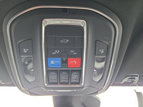 New 2026 Jeep Grand Wagoneer Limited AWD/4WD image 21