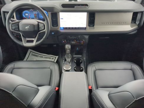 New 2025 Ford Bronco Outer Banks w/ Black Appearance Package image 44