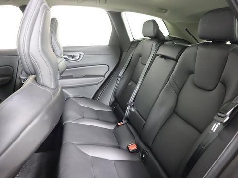 Used 2023 Volvo XC60 B5 Plus w/ Climate Package image 35