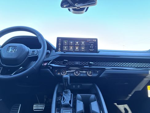 Certified 2025 Honda Accord Sport image 30