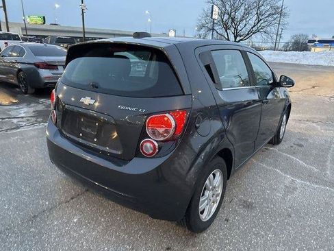 Used 2016 Chevrolet Sonic LT FWD image 2