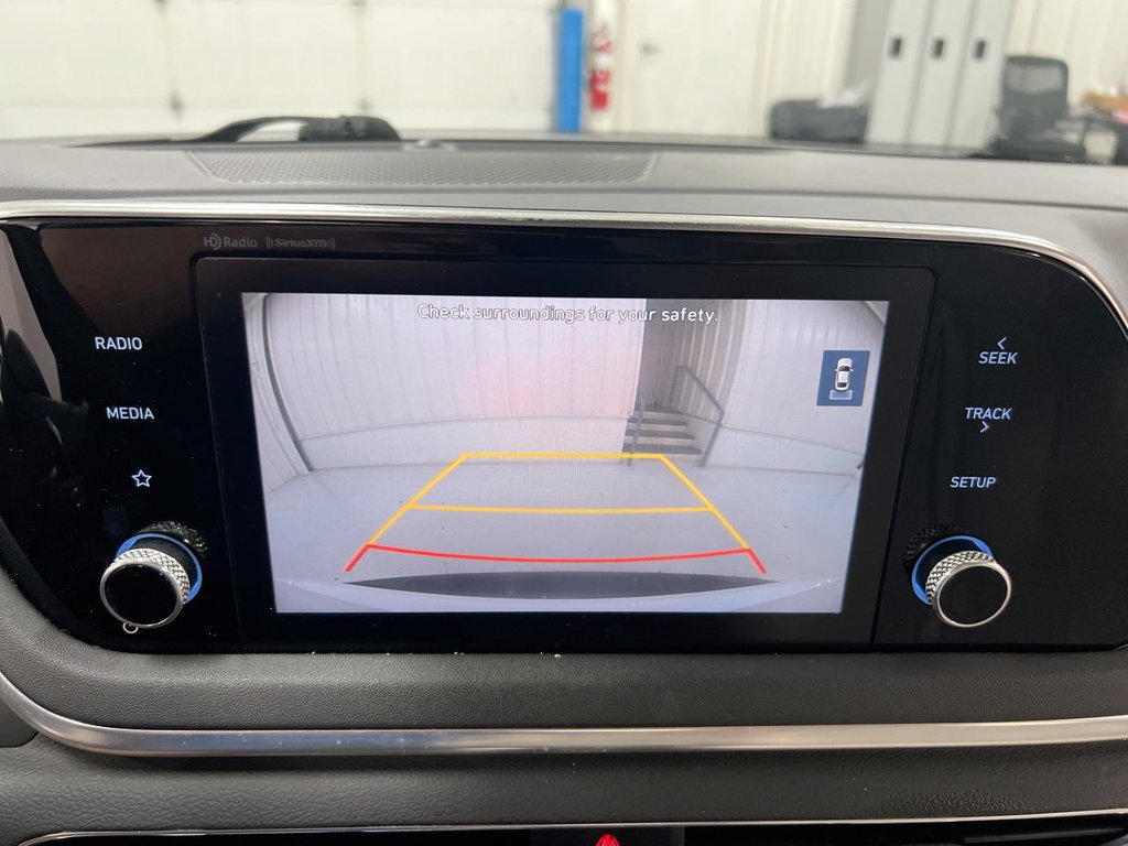 Used 2022 Hyundai Sonata Blue FWD image 15