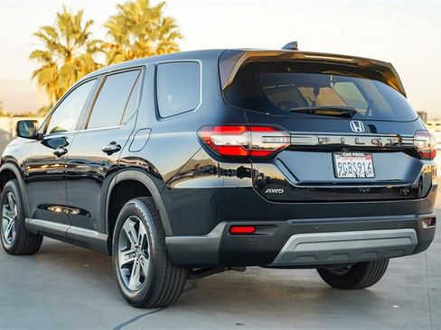 Used 2023 Honda Pilot EX-L image 8