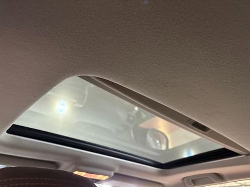 Certified 2022 Toyota 4Runner Limited image 9