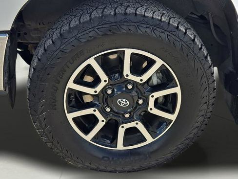 Used 2018 Toyota Tundra SR5 w/ TRD Off Road Package AWD/4WD image 17