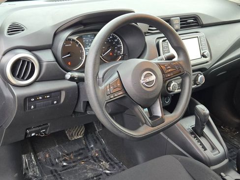 Used 2024 Nissan Versa S w/ Trunk Package image 18