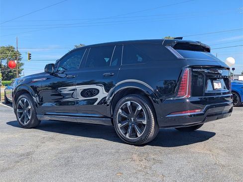 Used 2025 Cadillac Escalade IQ Sport 2 image 3