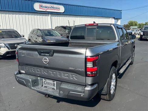 Used 2022 Nissan Frontier SV w/ Technology Package AWD/4WD image 3