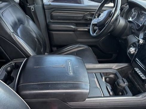Used 2021 RAM 1500 Limited w/ Body Color Bumper Group image 3