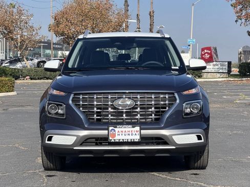 New 2026 Hyundai Venue SEL image 9